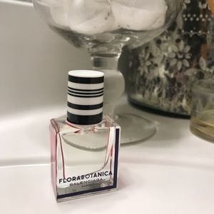 Balenciaga - Florabotanica Perfume